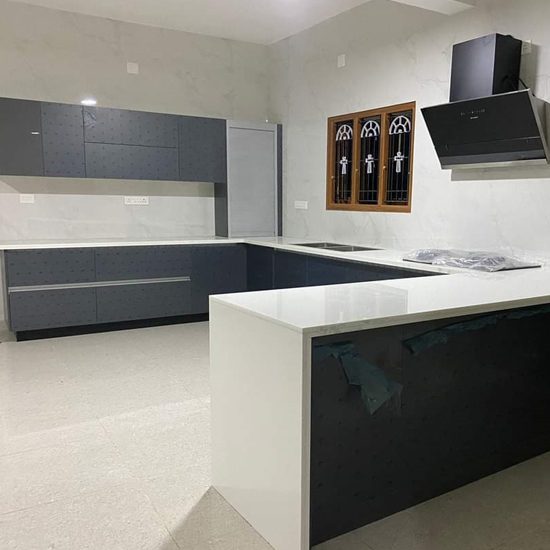 Modular kitchen black-white